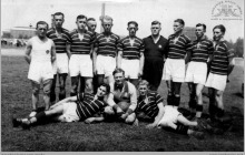  Lata 30-te ub. wieku - Drużyna seniorów klubu piłkarskiego KS "Szyby Jankowice" - (foto dostarczone przez użytkownika strony)