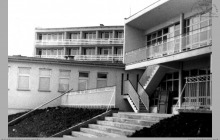 1975 - 1) Nowo wybudowany ośrodek wypoczynkowy "Górnik" w Kątach Rybackich - (foto dostarczone przez L. Adamczyka)